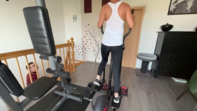 Schwitzige Fusse Fur Den Fusssklaven