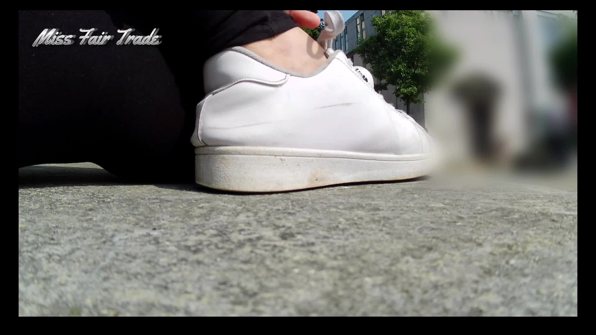 Public Tease At St. Paul's Cathedral - London