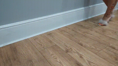 Fluffy Mules (Sound On)