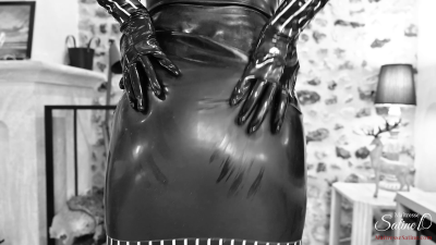 ASMR- Latex Cracking