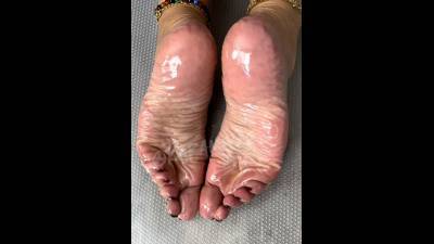 Soft, Oily Soles
