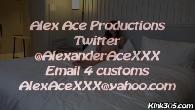 Emma Johnson Shows Off Her Feet As She Rubs Your Pants!