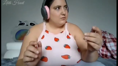 Gamer Digests Her Boyfriend