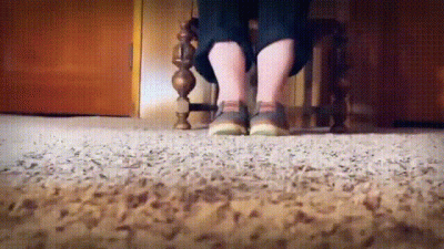 Giantess Ravens Step-Moms Gross Feet Vs. Tiny Man