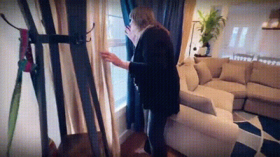 Giantess Ravens Step-Mom Shrinks Date