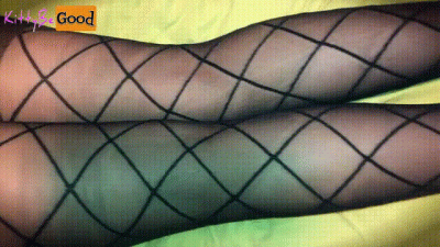 Ripped Nylons Footjob & Huge Cumshot On Soles