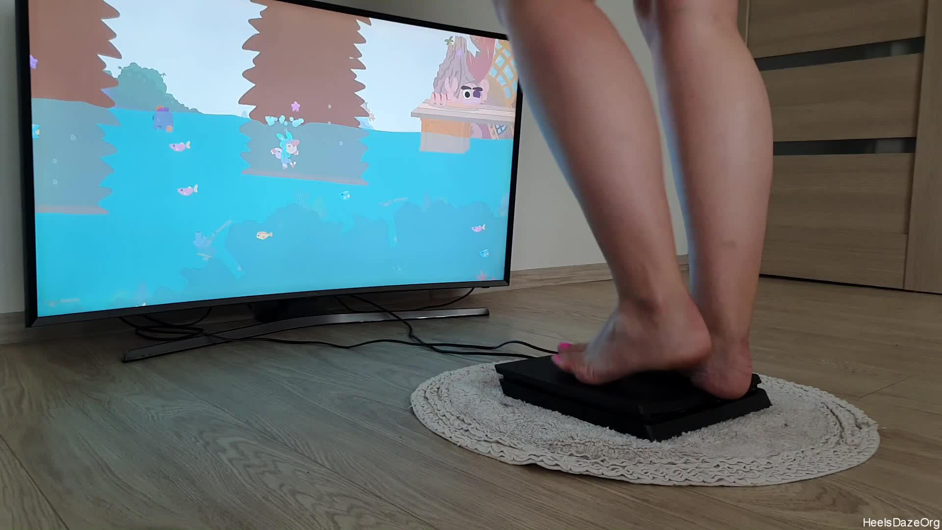 Crushing PS4 Barefoot