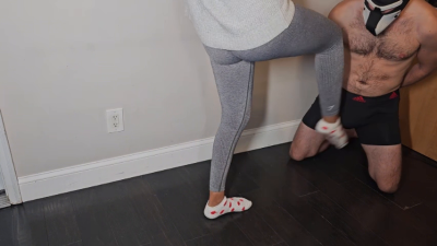 Sales Motivation: Ballbusting In Fuzzy Socks