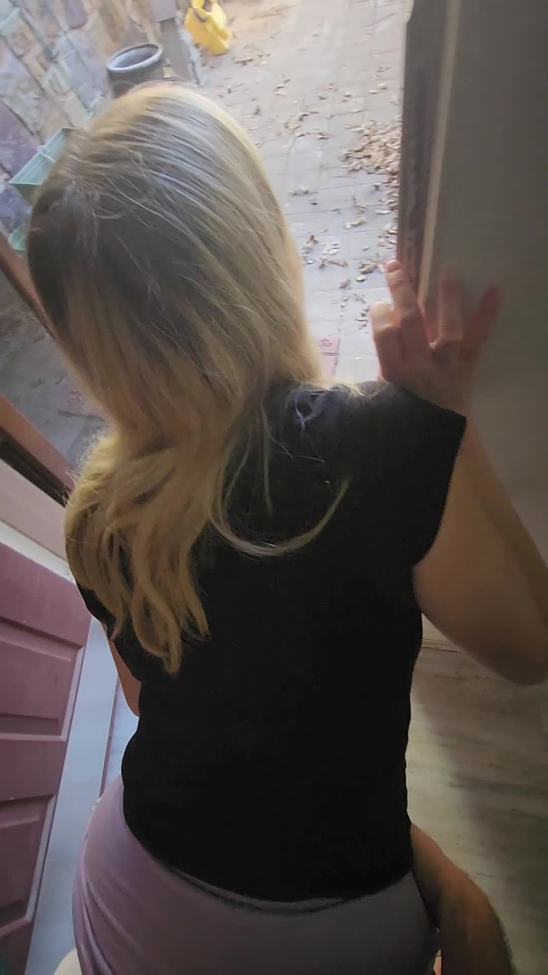 BlondeXXXrider squirting