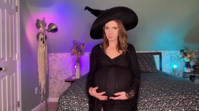 Man Eating Witch Expands Her Belly