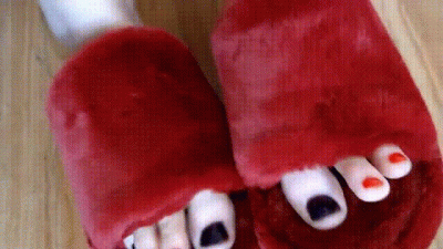 Fluffy Slides, Long Toes Compilation Loop