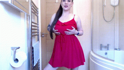 MILF Teases You With Going Commando!