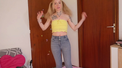 College Girl Pisses Her Jeans, Rips Them & Anal Fucks Herself