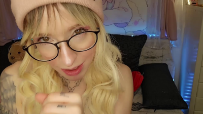 Taboo Your Virgin Step-Niece Wants Your Cock