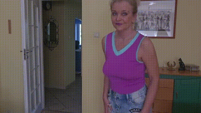 Wife Masturbates When No One Is Looking