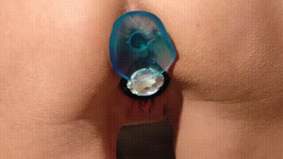 DP Plug And Pissing