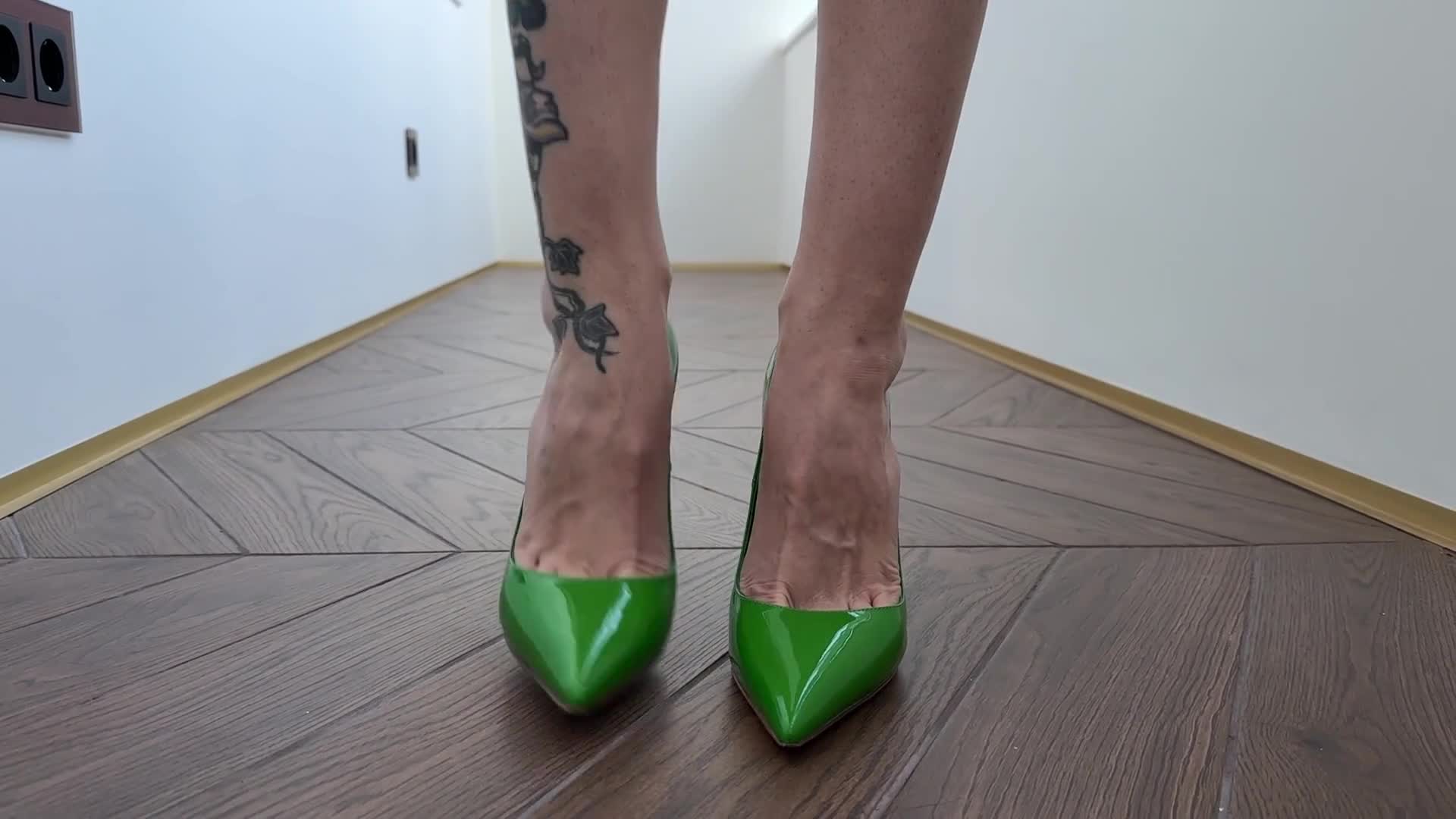 My Green Stiletto High Heels, 12 Cm Heels And Short Green Leather Mini Dress