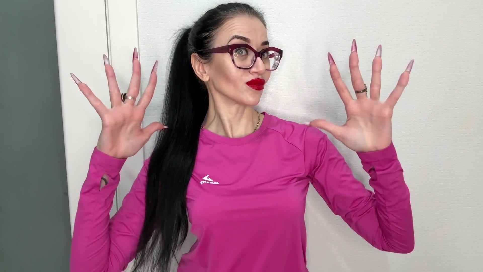 Finger Snapping And Sucking, Long Red Nails, Sharp Claws