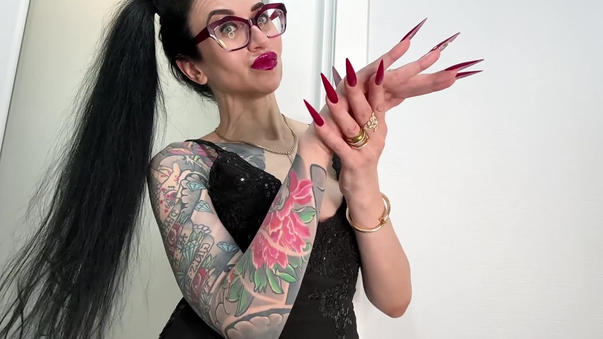 New Red Long Sharp Nails, Claws And Handjobs