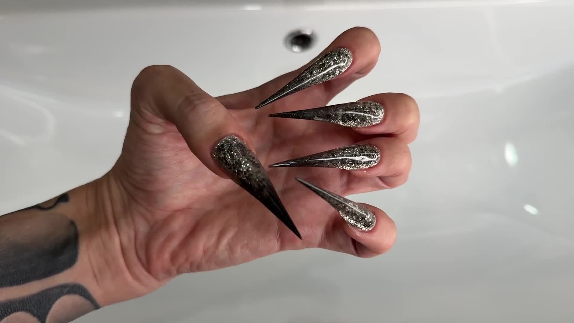Long Claws- My New Shape, Long Nails With Long Fingers