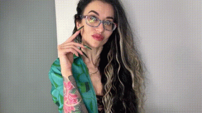 Long Nails, Teasing, Sucking Fingers And Hot Handjobs With Spit