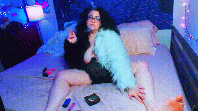 Faux Fur Smoking And Pussy Play