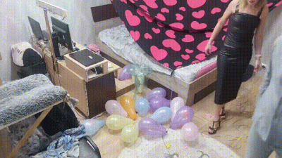 Balloon Poping Non Nude