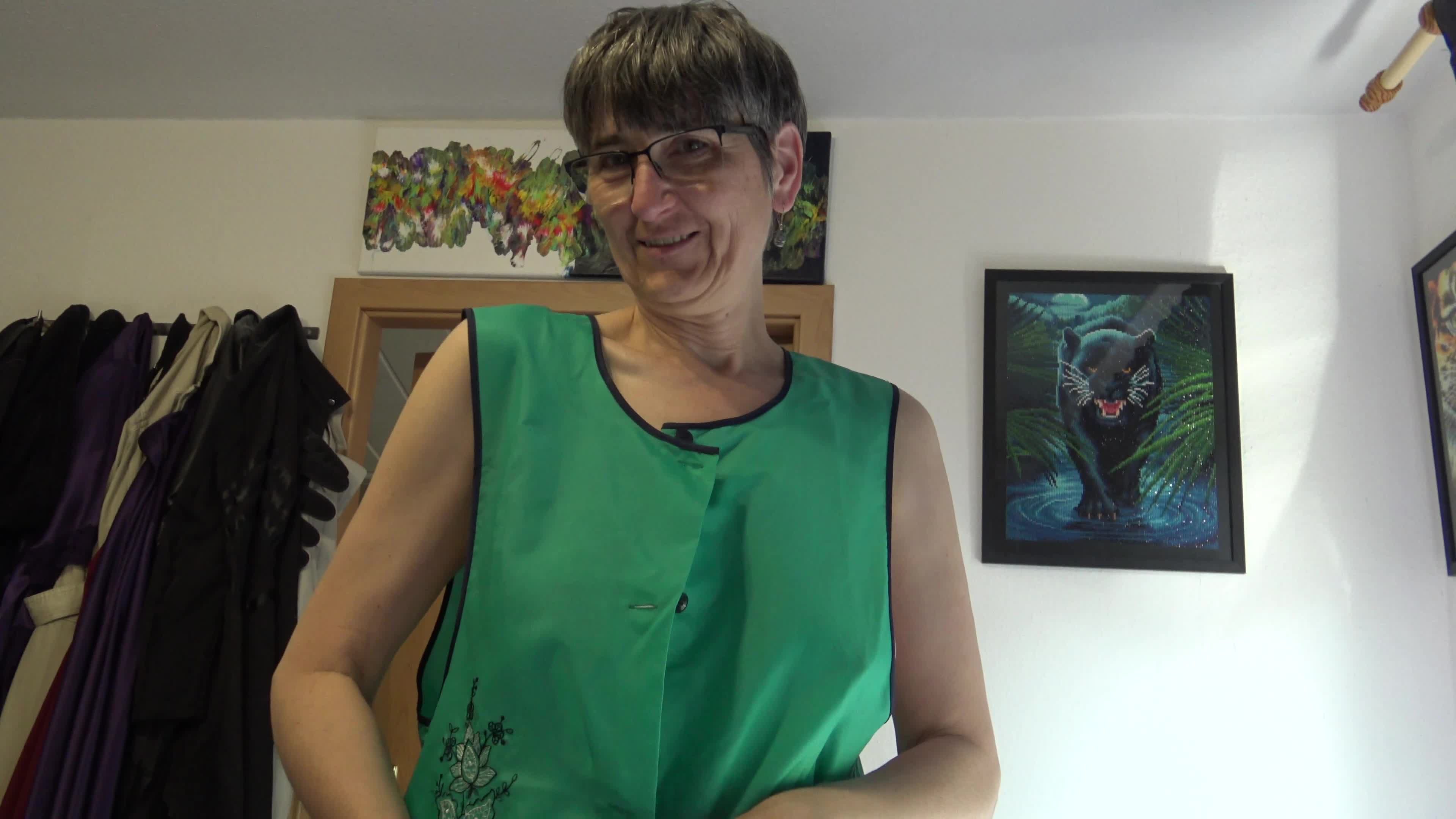 Handjob In Green Apron