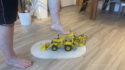 Toy Excavator Compression