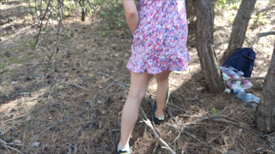Farting And Pee Outdoors 60Fps