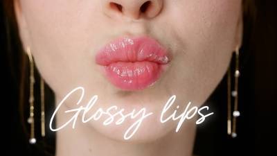 Glossy Lips