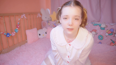 Step-Daddy, Do You Love Me More Than Step-Mom? Step-Daughter Seduces Step-Dad