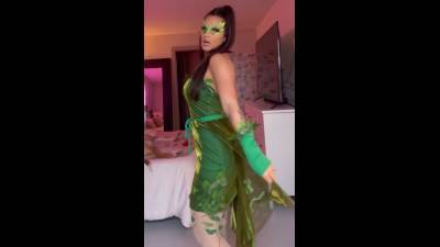 Poison Ivy JOI