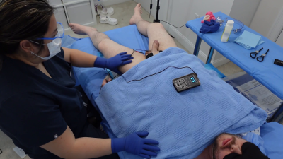 Doctor Jess Rewards Her Patient With Sensual Medfet Milking In The Clinic