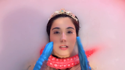 Anal Aliens Fuck A Hot Mermaid