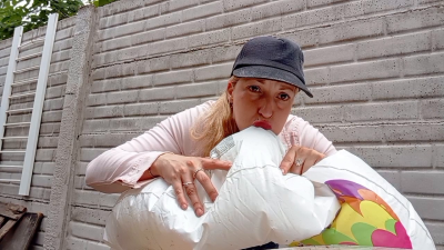 Inflate Inflatable Cheeks, Jump, And Rub Me