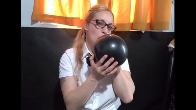 This Hot Wife Inflates, Rubs, And Pops Balloons