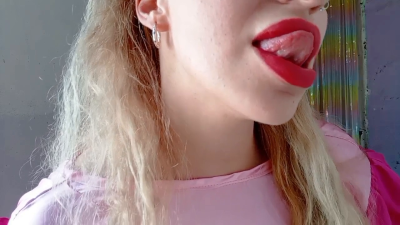 Smoking Spitting Natural Tits
