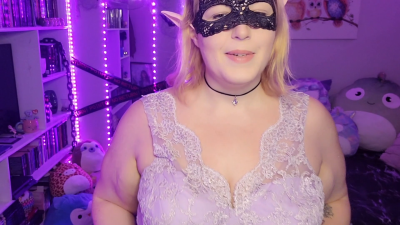 Elf Girl Meets Human Male