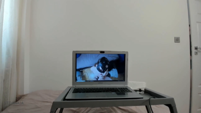 Pl: Nakrylam Cie I En: I Caught You I