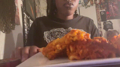 Watch Me Sensually Devour A Full Plate Of Lasagna With Lipgloss!