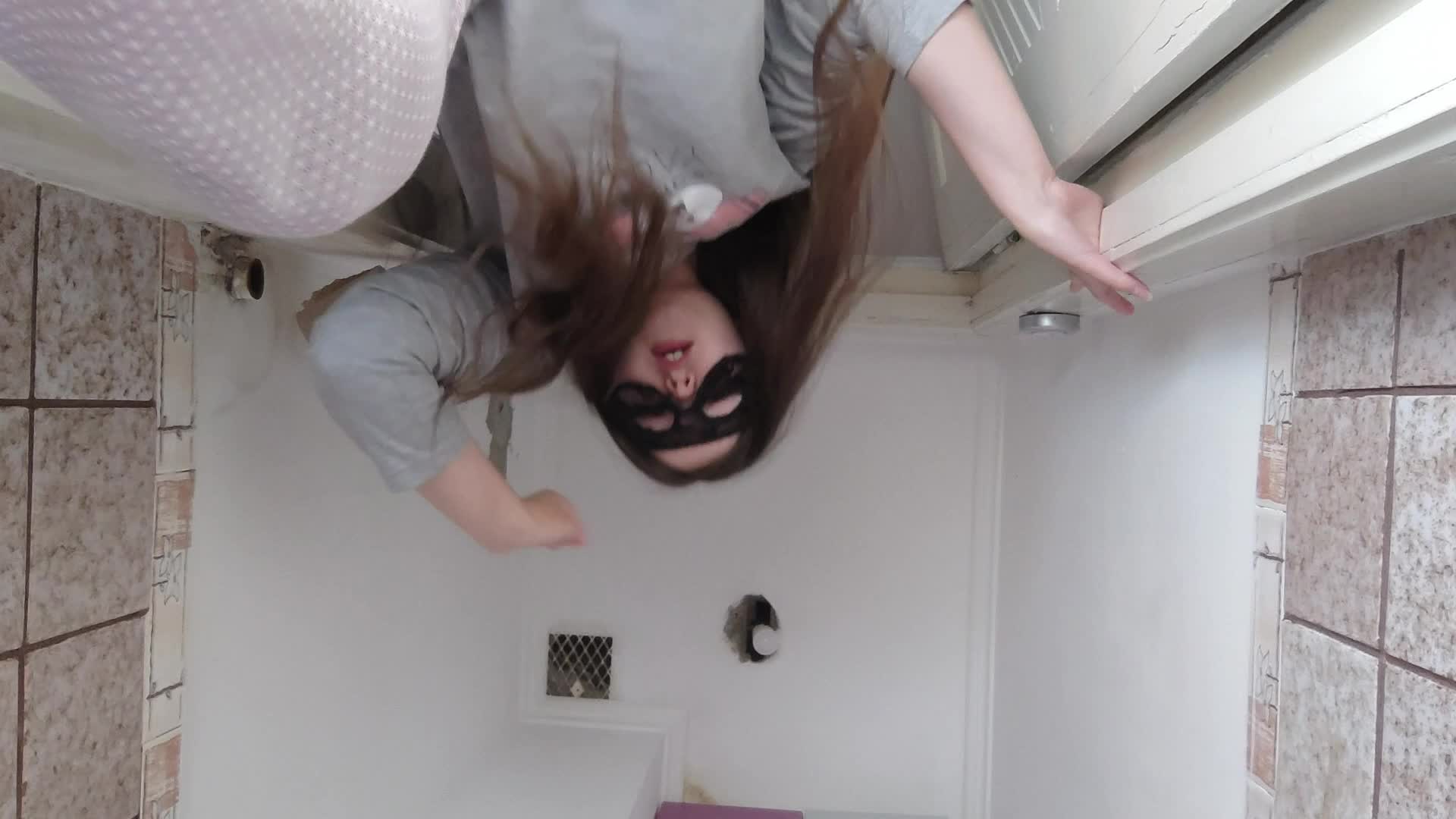 PEE4 Times From Below And From Side Teasing Pussy Toilet