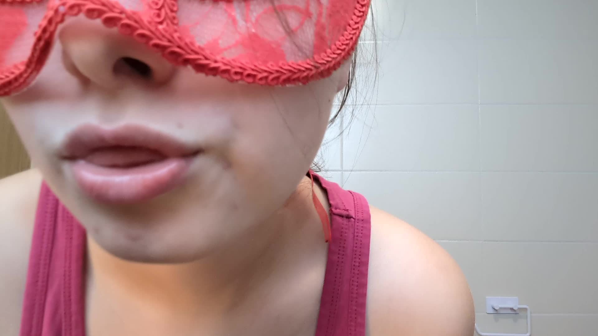 Shaved Ampits Smooth Pussy Pubis Zoom Legs Two Razors Washed Myself Pee