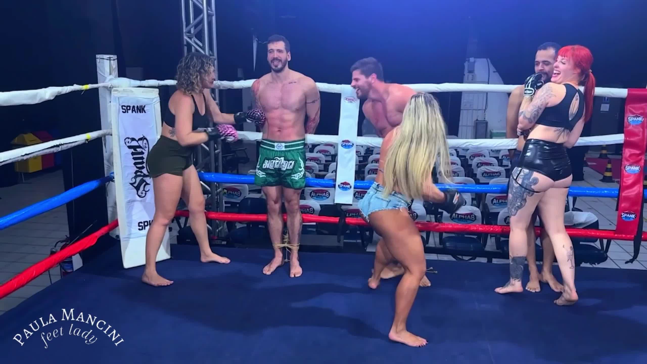 Belly Punch: 5 VS4