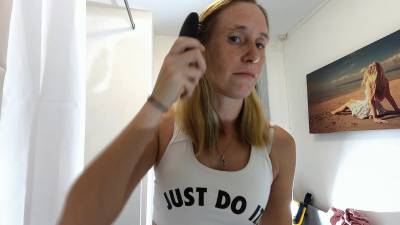 Danielle Brushing Her Hair 7