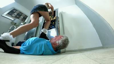 Danielle 3 Floor Cam