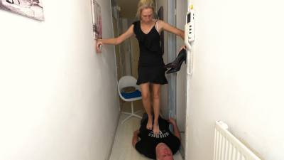 Danielle Trampling Bare Foot & Heels 12