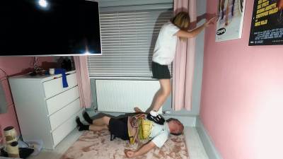 Jumping Stomping Trampling Schoolgirl