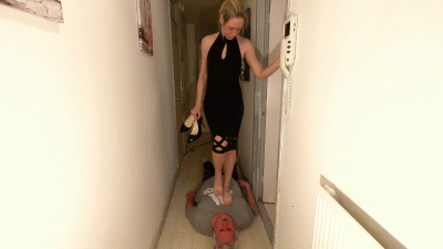 Danielle's Barefoot & Heels Trampling 5