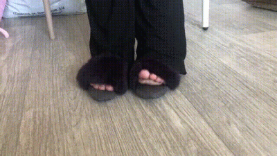 Fluffy Slippers And Cute Toes!